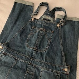 Gap overalls worn once